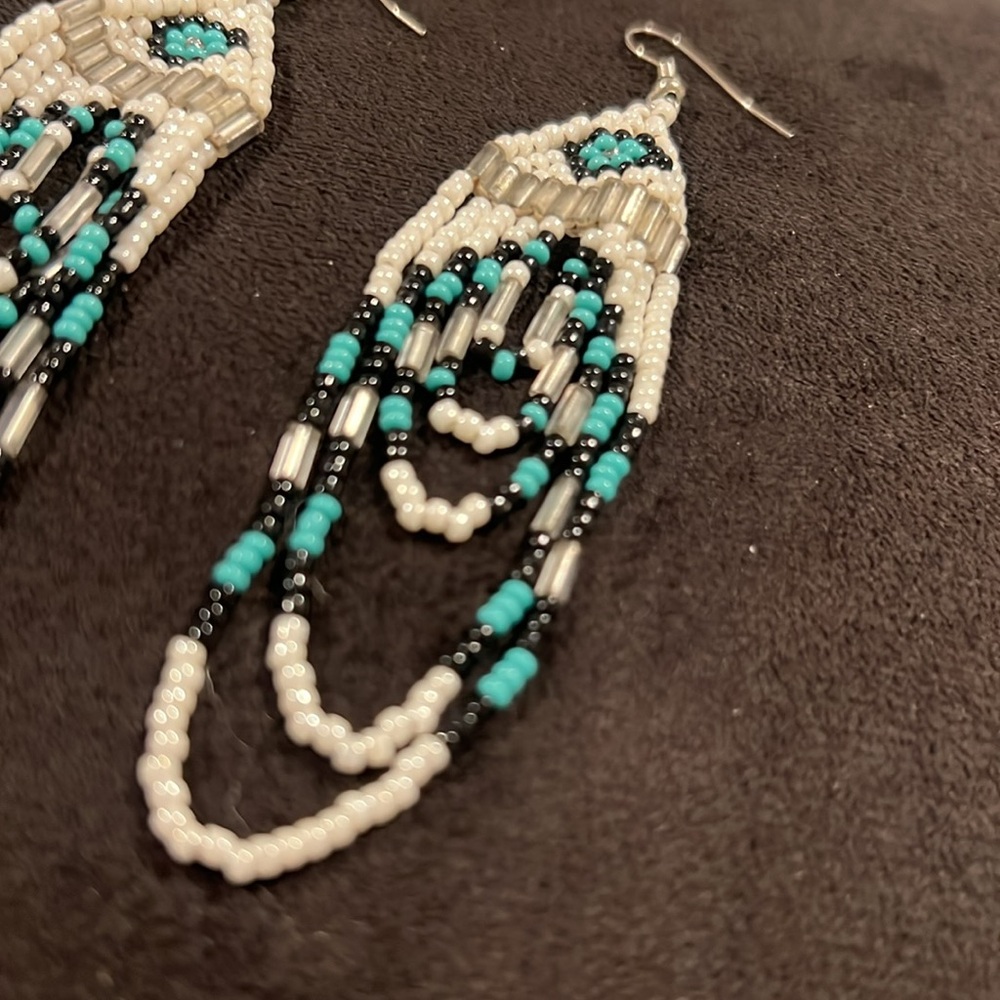Authentic Native American Beaded Drop Dangle Earr… - image 3